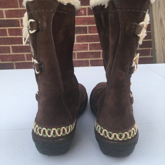 Ugg brown suede leather Women Size 7 boots - Picture 7 of 8